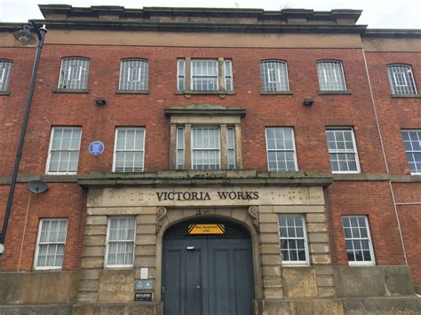 victoria works.